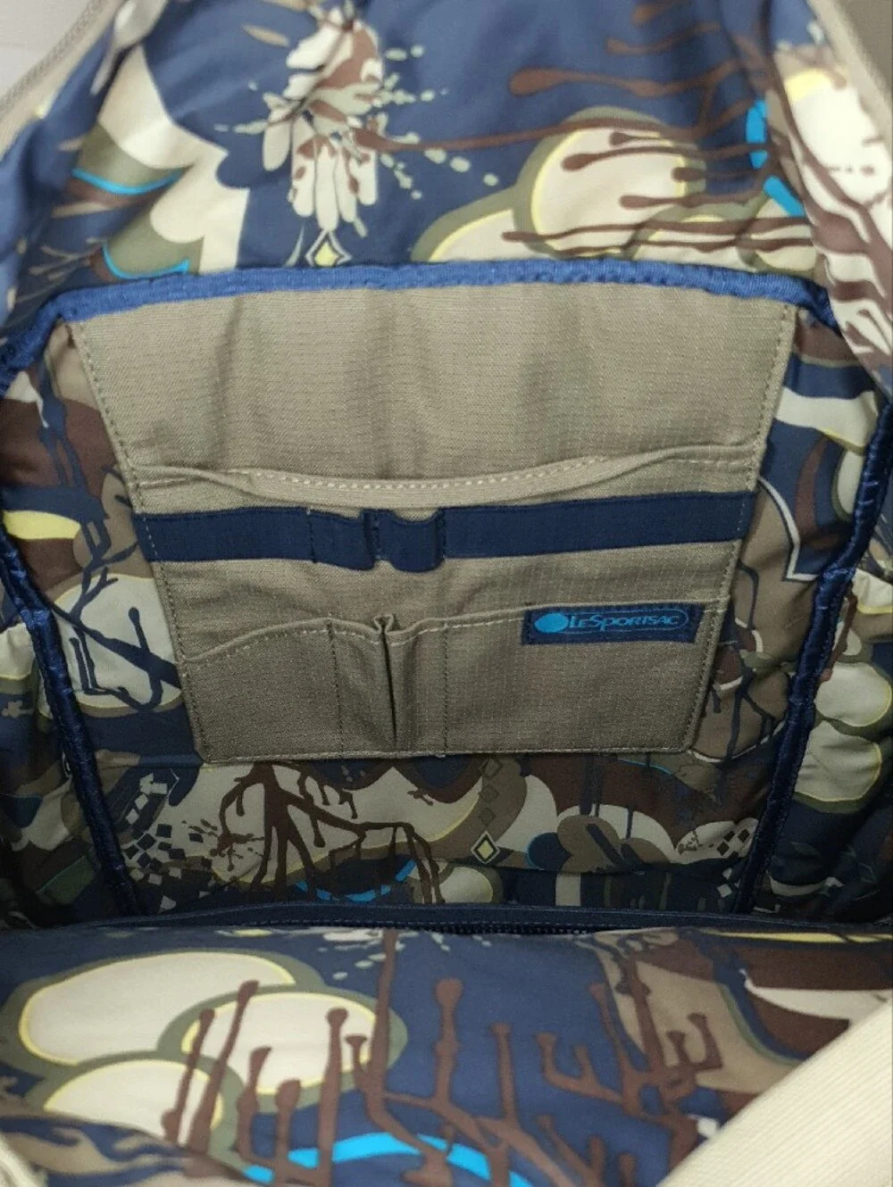 LeSportsac Men's Taupe Accent Backpack